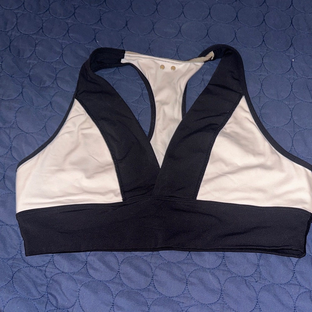 Alala cute sexy sports bra size large Black and White